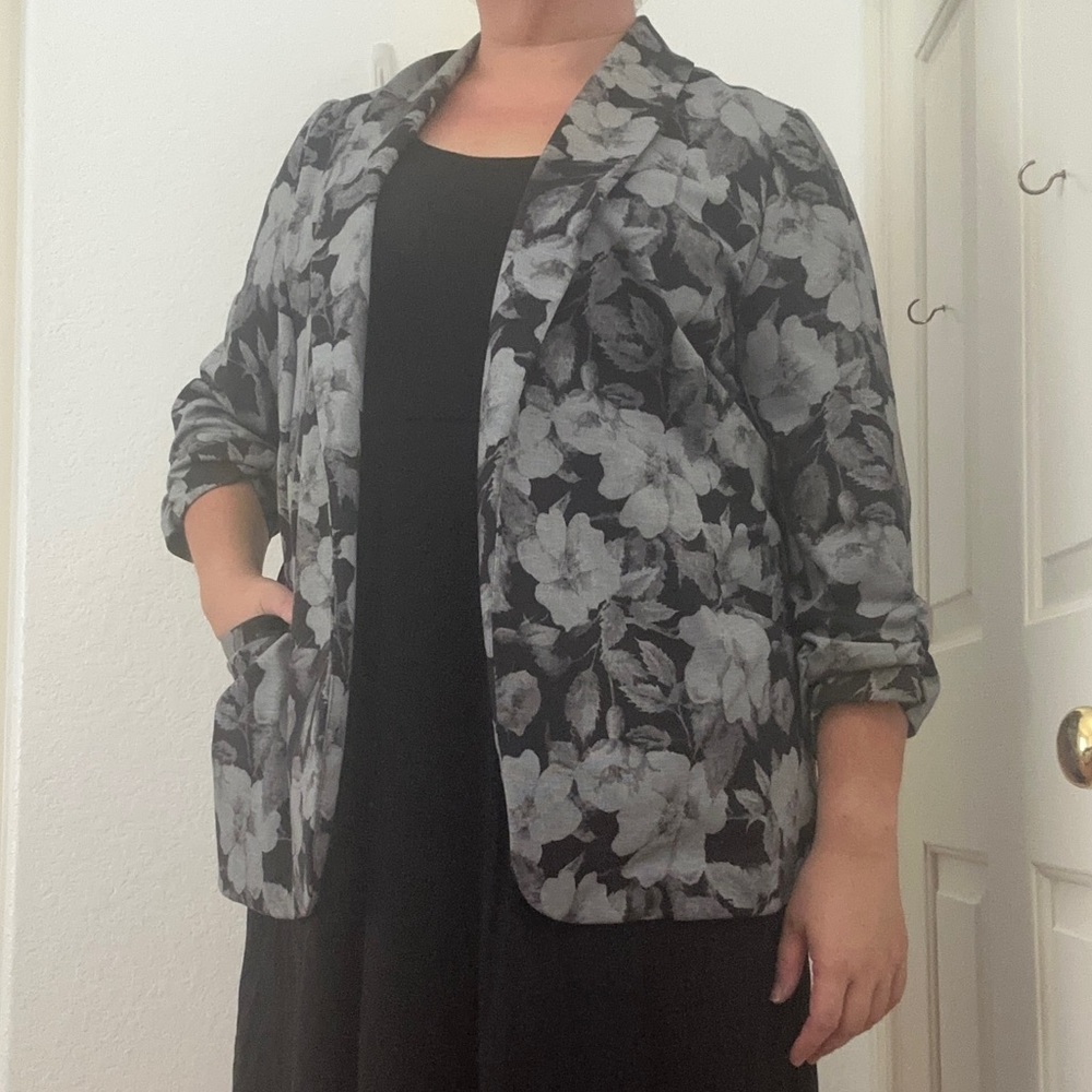 Michel Studio Addition-Elle Black Grey Floral Pocket Ponte Blazer - Plus Size 18